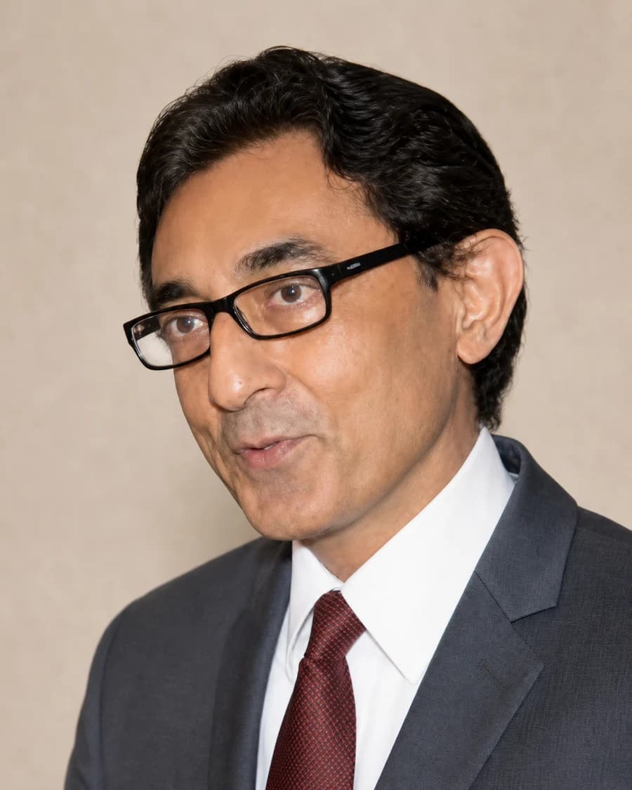 Portrait of Sunit Tandon